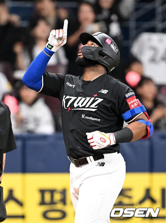 ‘결승타-안타-쐐기홈런’ 괴물 MVP 대폭발! KT, 두산 8-3 꺾고 2연승 위닝시리즈…헤이수스 복귀전 QS 2승 [잠실 리뷰]
