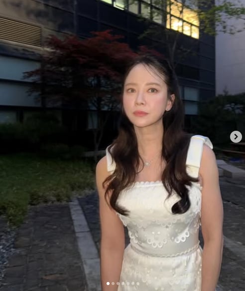 송지효, 40대 맞아? 한껏 꾸미니 못 알아보겠어..‘청순미’ 폭발