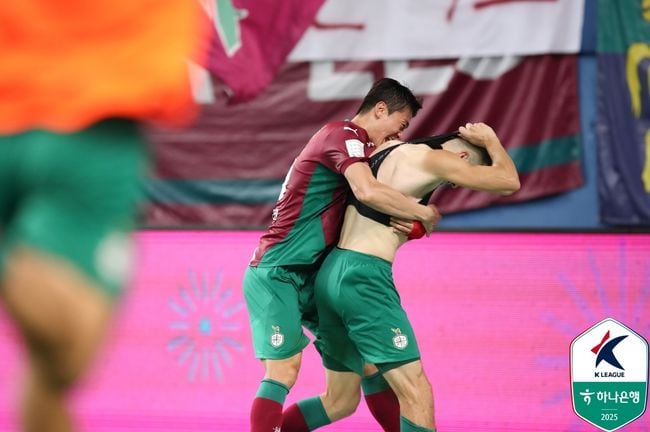 ‘월드컵 우승한 줄…’ 안톤, 추가시간 극장골…대전, 김천에 2-1 극적인 역전승