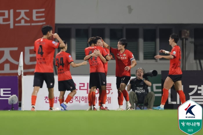 ‘모재현 결승골’ 강원, ‘4연승’ 포항에 1-0 승리 ‘5경기 무패 질주'[현장 리뷰]