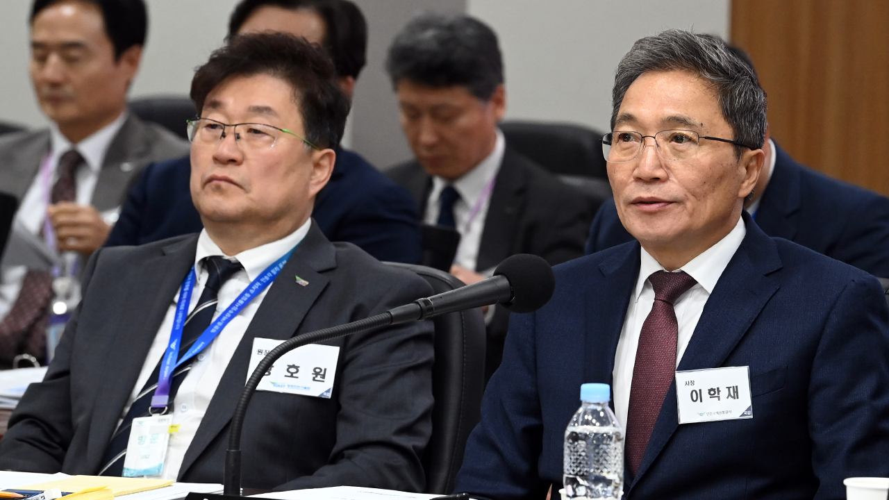 “출국 정보 1천 원에 거래”…연예인 공항 혼잡 유발 질타