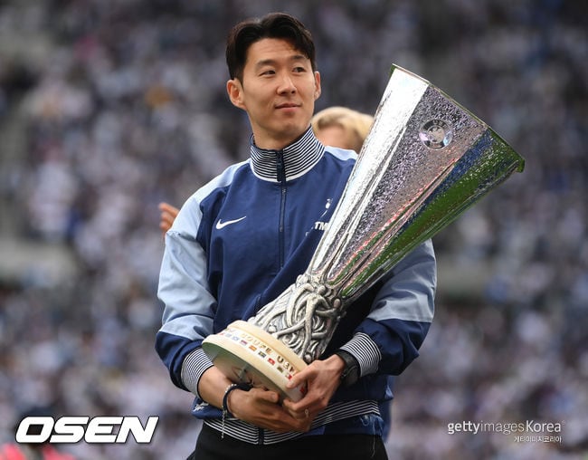 역대급 ‘공식발표’ 나왔다! 손흥민의 우승, ‘2025년 축구계 8대 기적’ 선정