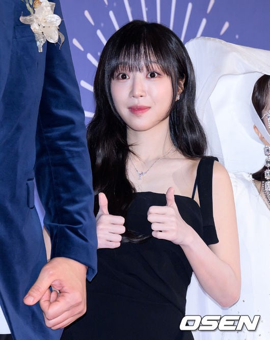 [사진]쯔양,’귀여운 엄지척’