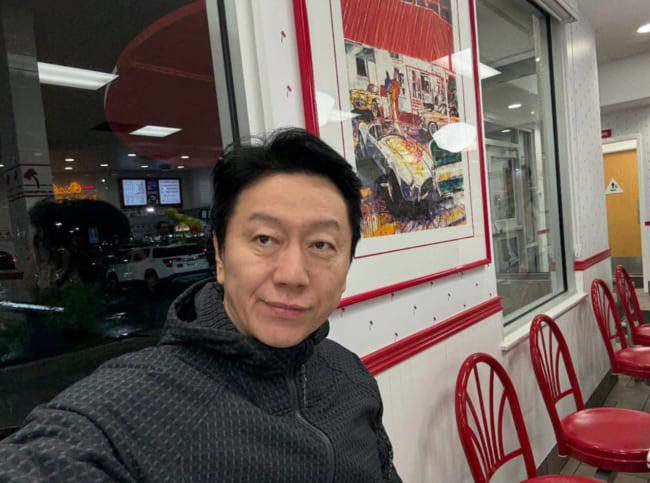 김수로, 55세의 귀여움 폭발, 인앤아웃 앞 ‘소소한 일상’ 근황
