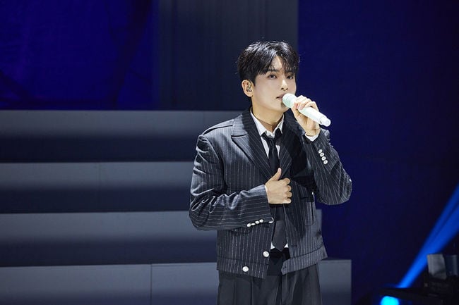슈퍼주니어 려욱, 연말 콘서트 전석 매진..‘명곡 파티’ 사계절 세트리스트