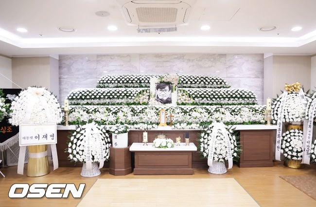 [사진]서울성모병원 장례식장에 마련된 안성기 빈소