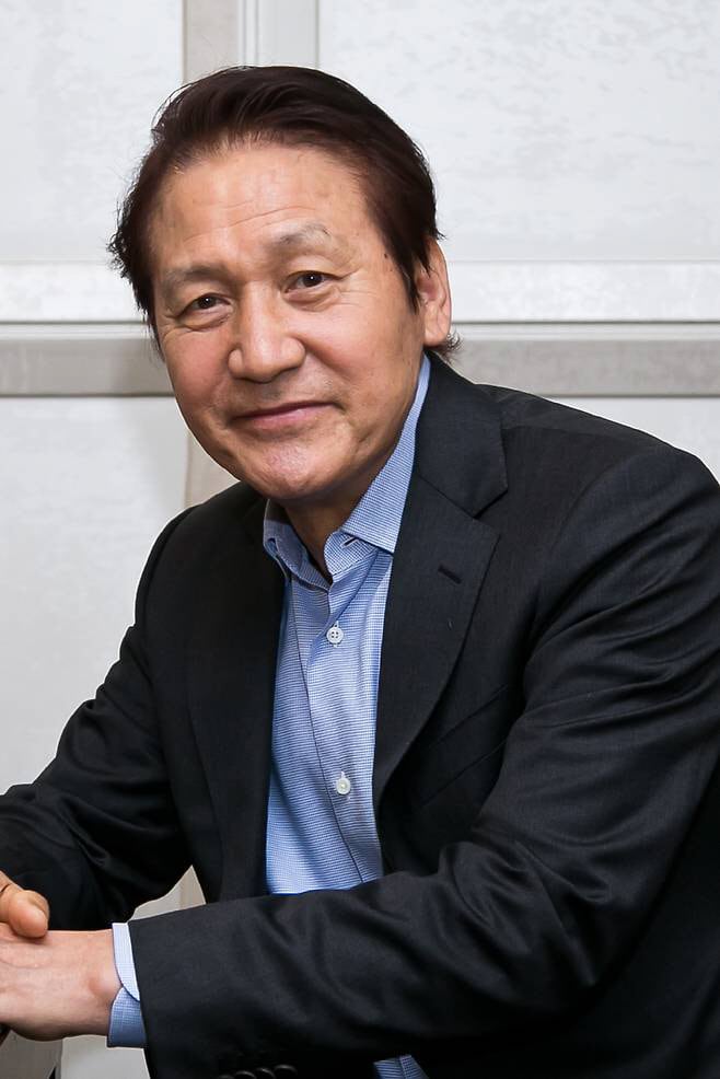 李대통령, ‘국민배우’ 안성기 별세에 깊은 애도 “따뜻한 미소 벌써 그리워..부디 영면하시길”