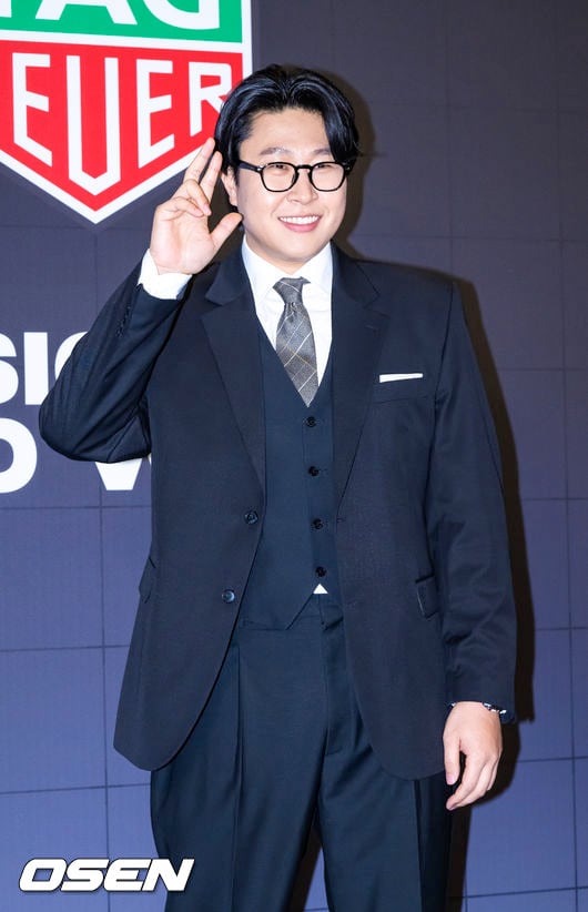 [사진]이용주, 오늘 행사 MC 맡았어요