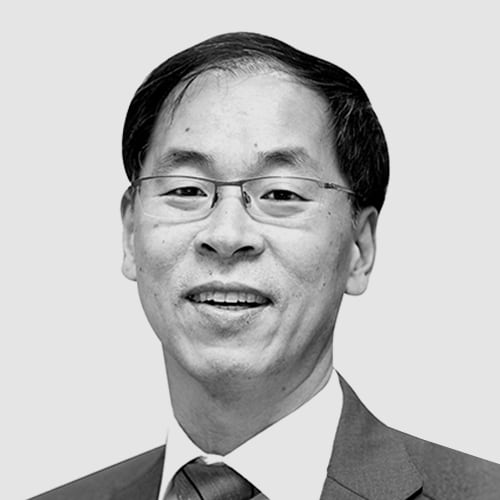 [한삼희의 환경칼럼] 세계 동시 출생률 급락 뒤에 스마트폰이 있다