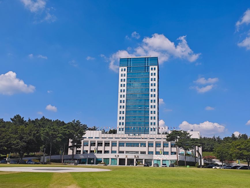 경남교육청, AI·디지털 교육 학술연구 본격화…교사 14명 참여