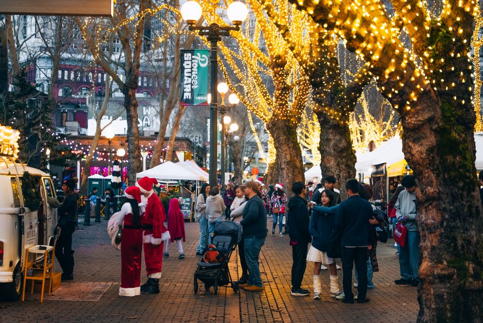 Shooting at Seattle food festival kills 3, leaves 4 wounded near Space Needle, authorities say – CBS News