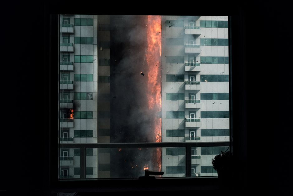 대전 둔산동 아파트에 불…9명 연기 흡입
