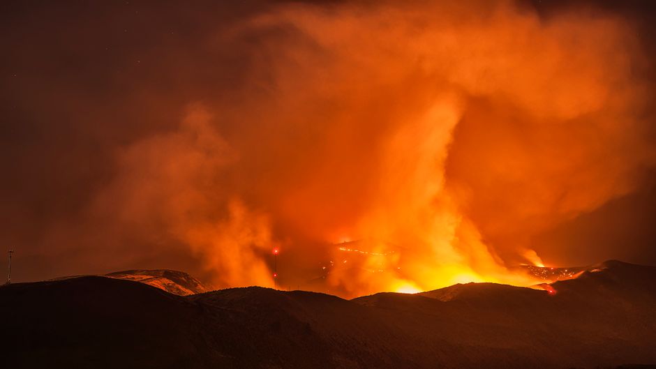 Washington state fires destroy hundreds of buildings and force Spokane-area residents to evacuate – AP News